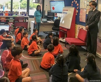 Expert Underlines Significance of Learning, Teaching Vietnamese for Children in Australia