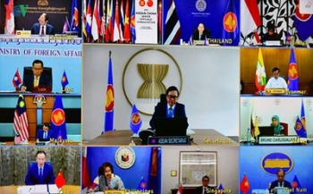 ASEAN, China agree to go ahead with negotiations on Code of Conduct in East Sea