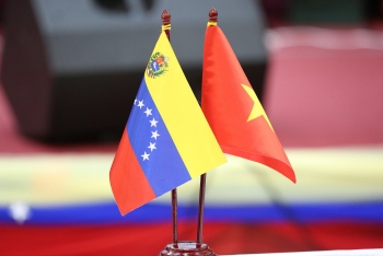 vietnamese leader congratulates venezuela on independence day
