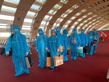 nearly 540 vietnamese citizens safely repatriated from hard hit countries