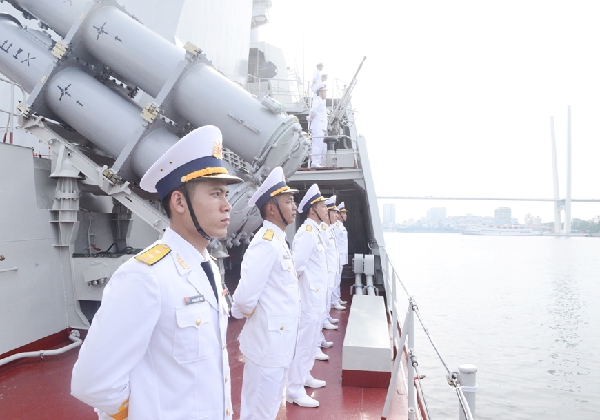Photos: Vietnamese warships join fleet review in Russia
