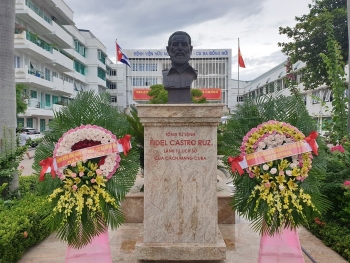late cuban president fidel castro is remembered in vietnam