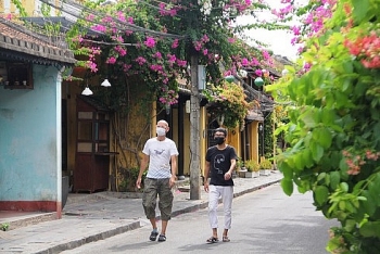 positive coronavirus numbers slowdown in vietnam as repatriation flights continue