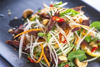 Top 10 Most Popular Salads in the World Can Be Made at Home