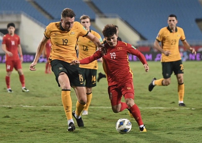 Football commentator Steve Darby: Vietnam narrowing the gap with major teams