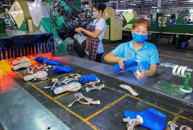 Workers affected by COVID 19 in eight cities and provinces to receive vocational training