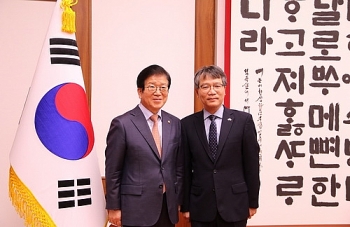 vietnamese ambassador meets with roks national assembly speaker