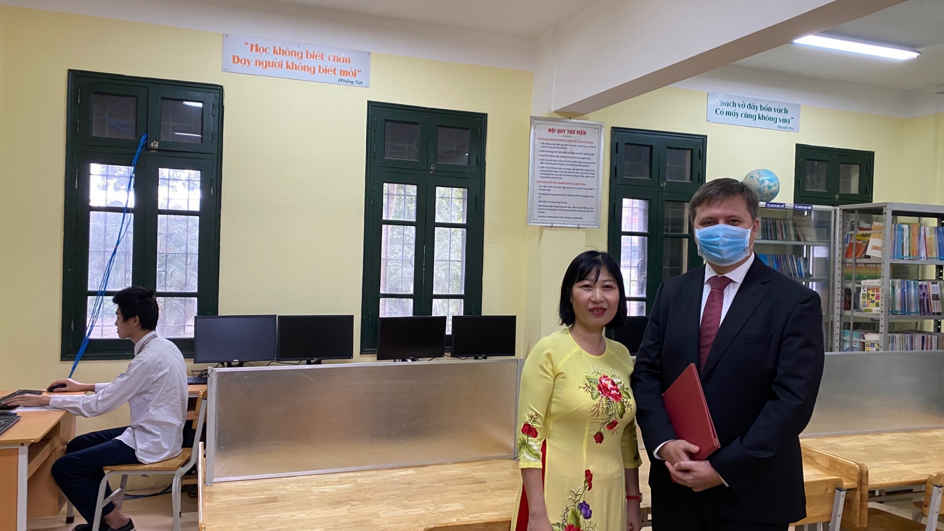 polish embassy supports hanois high school with computer donation