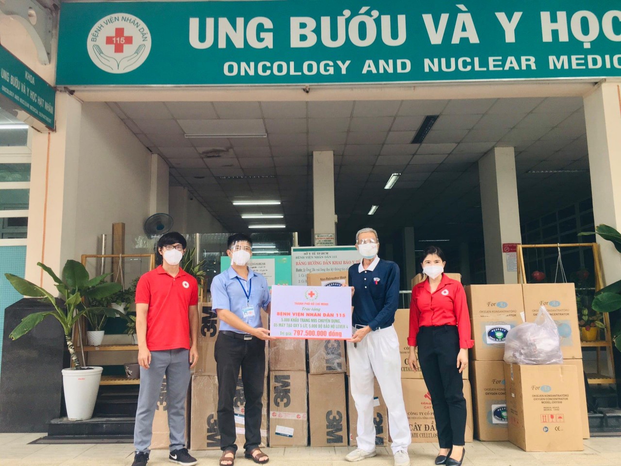 Buddhist Tzu Chi Foundation Shares Burden with Covid-hit Vietnam