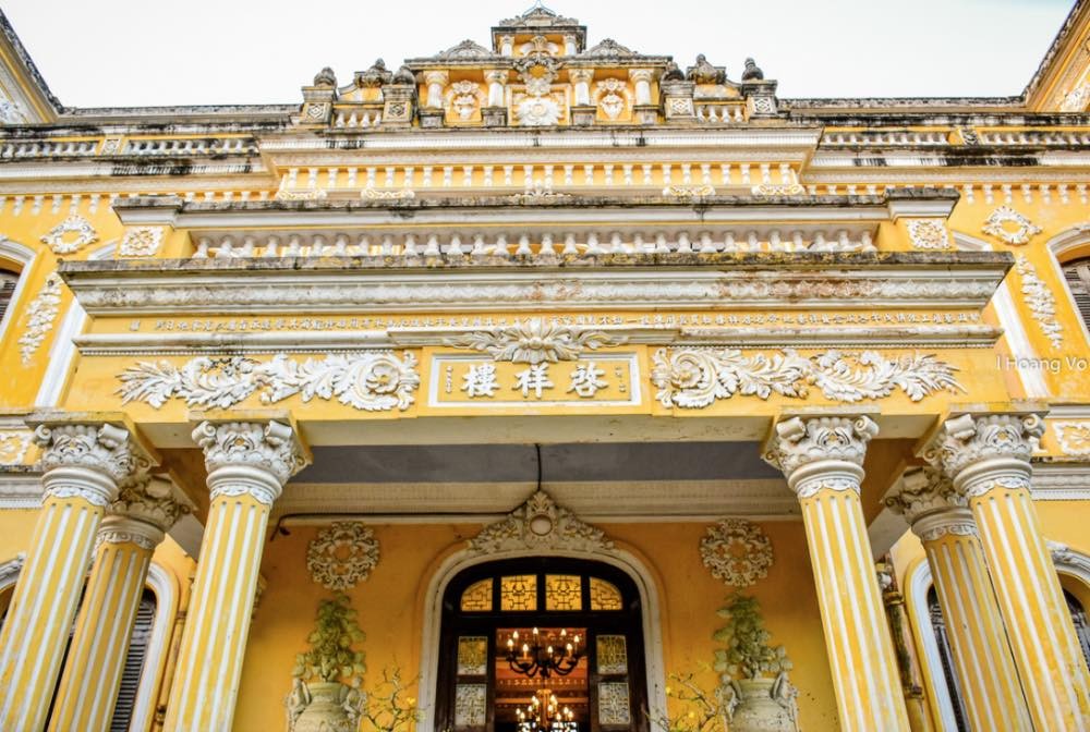 The Splendor of Unique 104-Year-Old 'Castle' in Hue