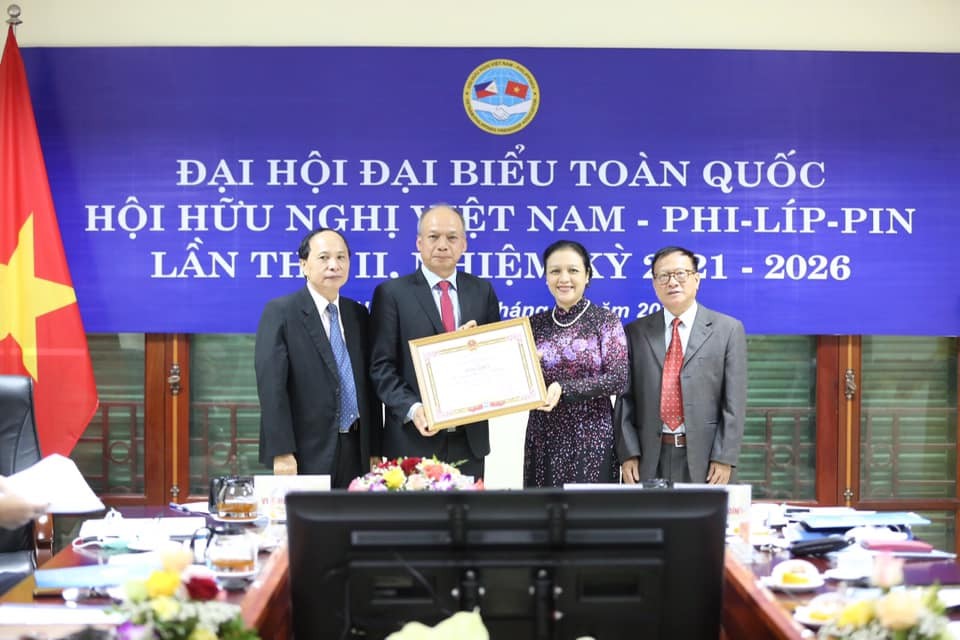 MARD Deputy Minister Becomes Vietnam - Philippines Friendship Association's President