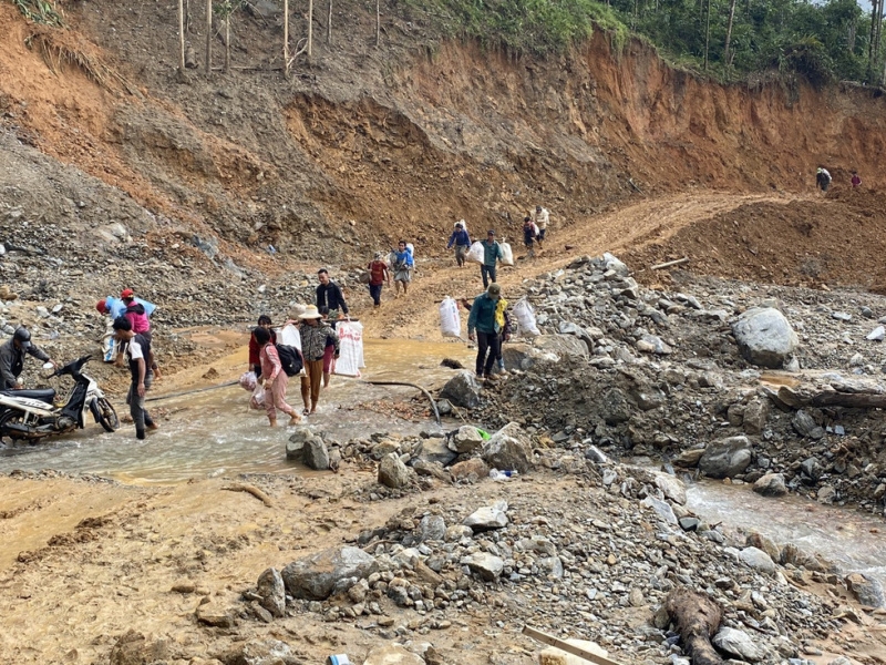 singapore helps vietnam cambodia laos and the philippines with disaster relief