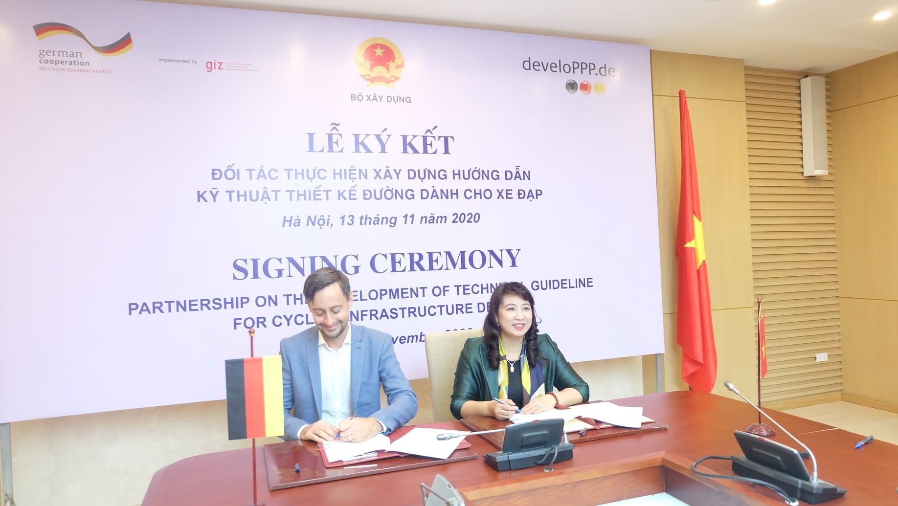 GIZ, ministry of construction promoting green transportation and developing cities