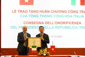President of Friendship Association Awarded Knighthood of Order of the Star of Italy