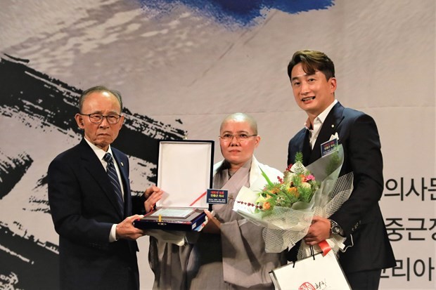 Vietnamese Nun Honoured for Supporting Covid-hit People in RoK