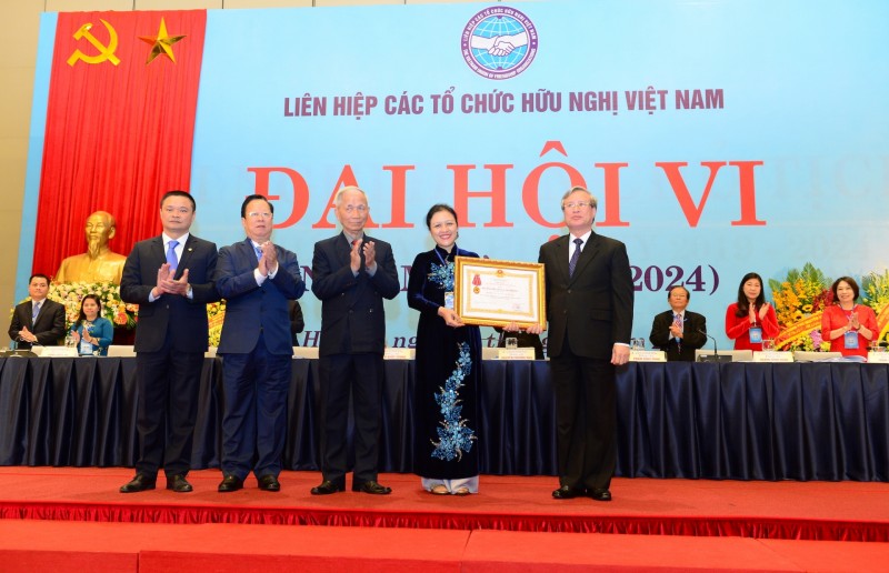 Ms. Nguyen Phuong Nga re-elected as VUFO President