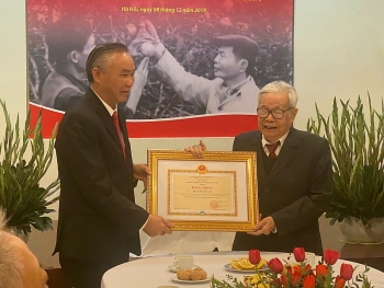 Ministry of Agriculture and Rural Development honors Vinh orange’s Father