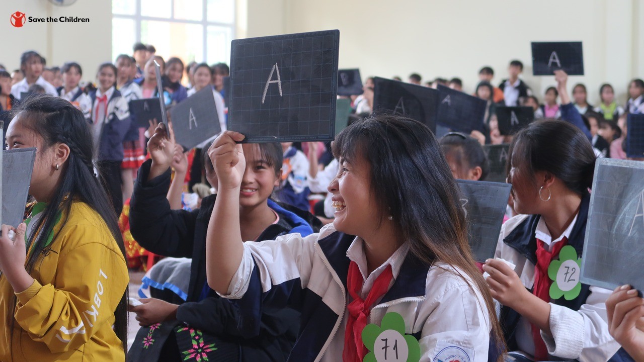 Lao Cai's Schools Raise Awareness about Reproductive Health for 17,000 Adolescents