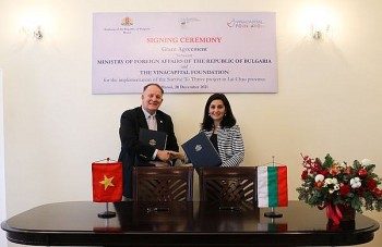 Bulgaria Aids Infant Mortality Reduction Project in Lai Chau