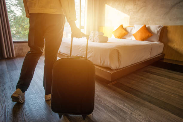 how to stay safe at hotels during covid 19