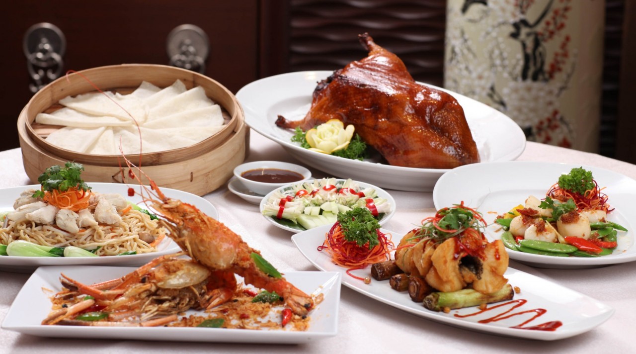 enjoying chinese dishes in vietnams southern metropolis