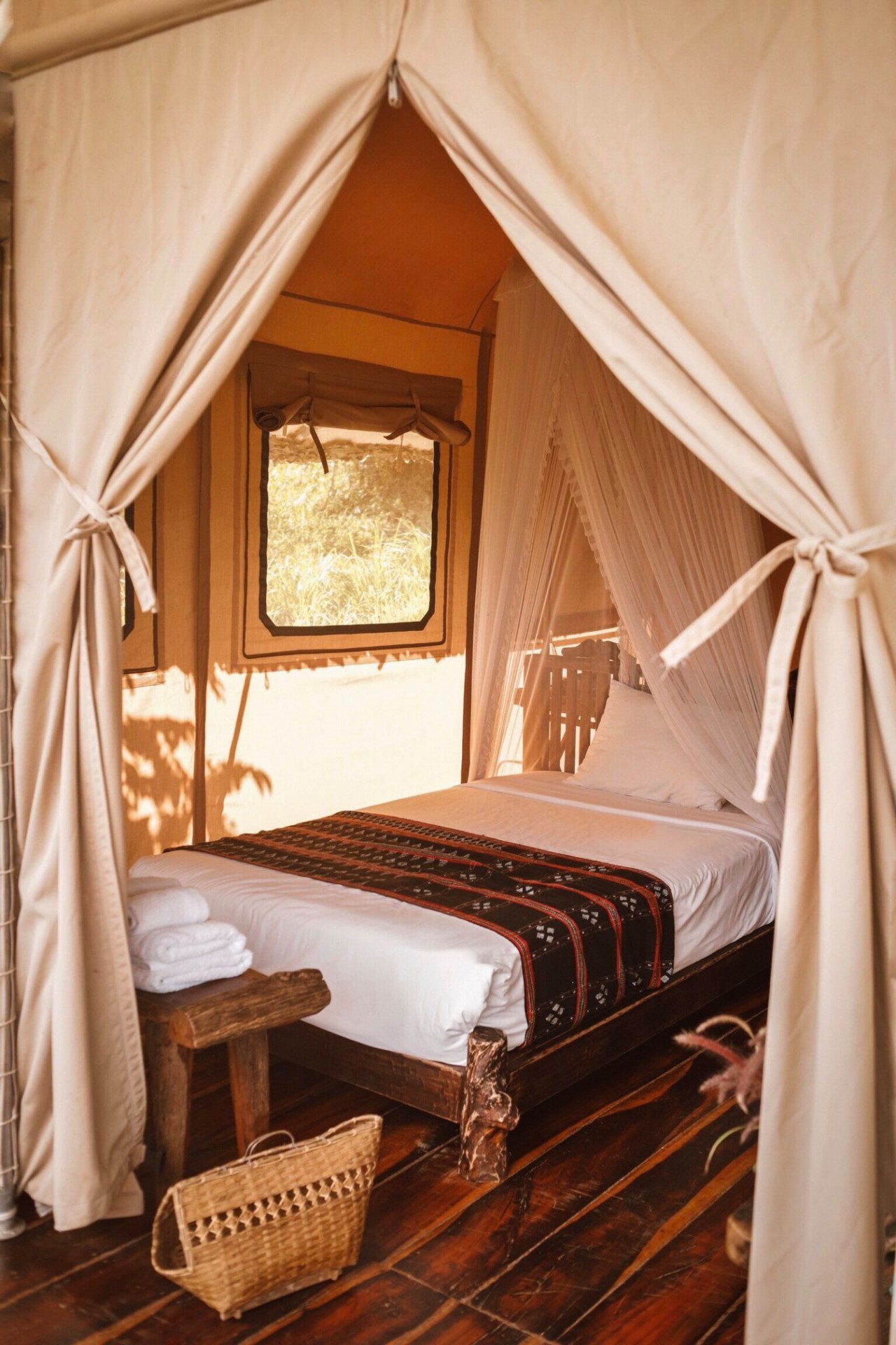 Lake View tent, twin bedded. Photo: LAK Tented Camp