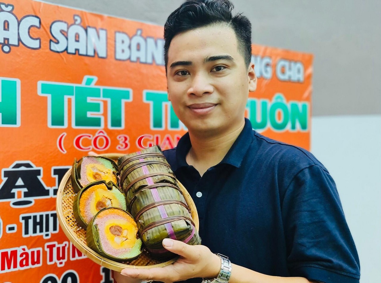 khmer entrepreneur treasures heritage with five color tet cake