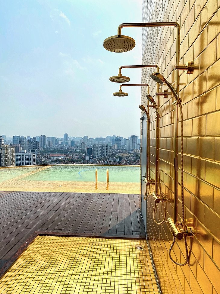 Golden Hotel in Hanoi Appears in Russian Newspaper for Its Secret to Survive in Pandemic