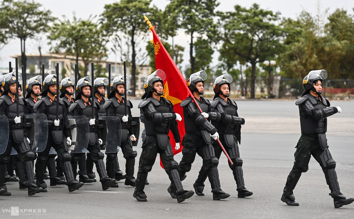 5353 parade 2