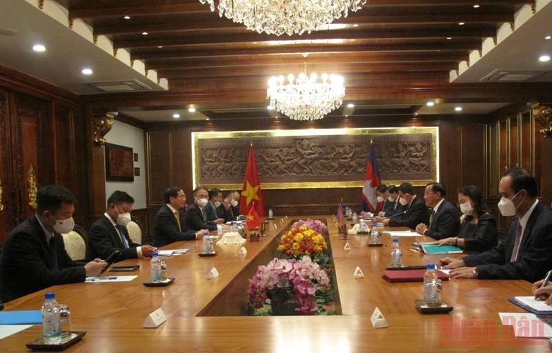 vietnam cambodia foster cooperation in land border demarcation marker planting