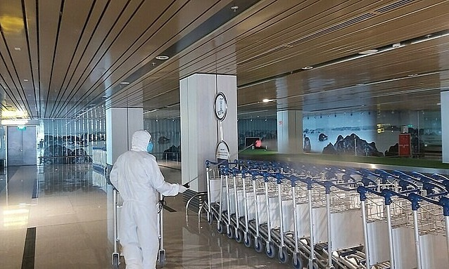 pandemic hit van don airport welcomes first intl flight after one month halt