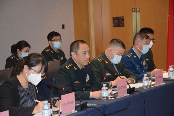 Vietnam, China talk defence cooperation