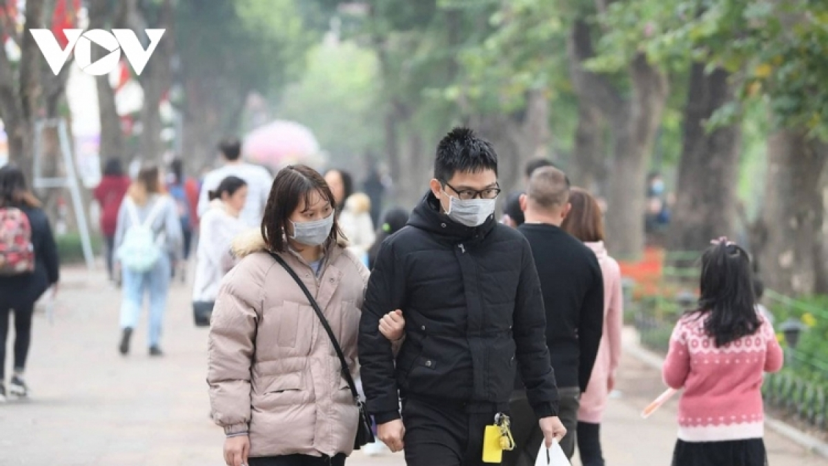 The PM has asked people to wear face mask when going out amid a rising threat of a new coronavirus outbreak.