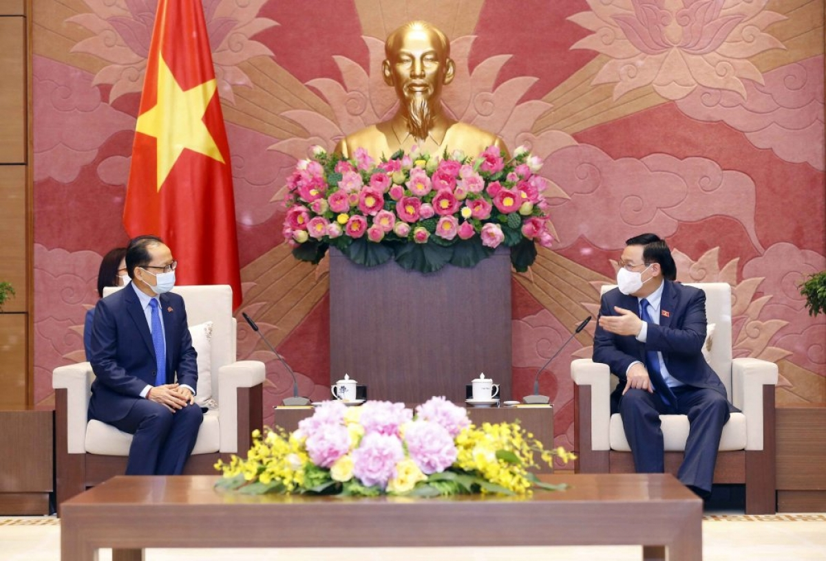 vietnam prioritises enhancing relations with cambodia