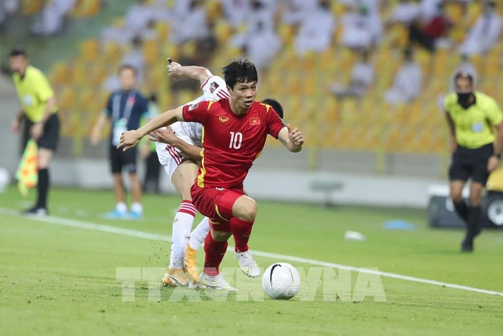 Forward Cong Phuong in Vietnam-UAE match at the 2022 FIFA World Cup’s qualifying round. Photo: VNA