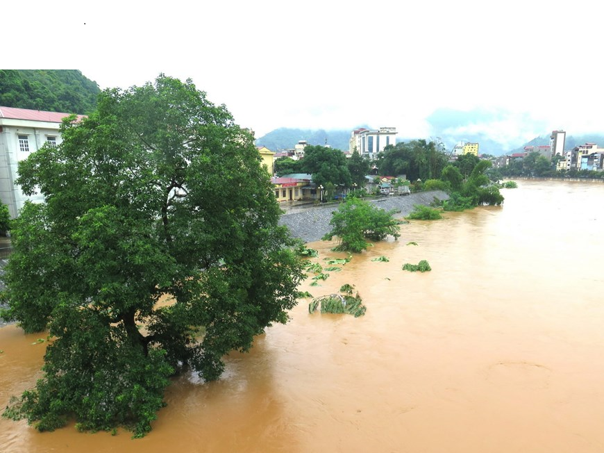 Five dead, two injured in Ha Giang flooding, more rains forecast