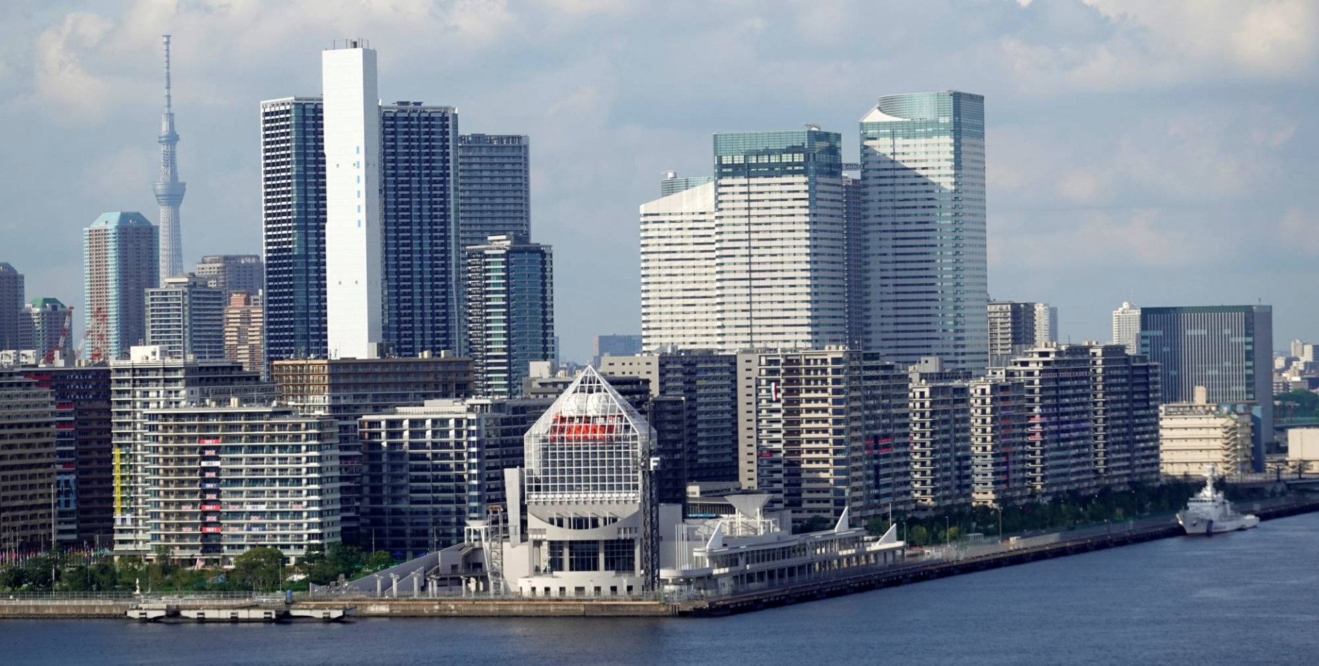 first case of covid 19 detected in tokyo olympic village