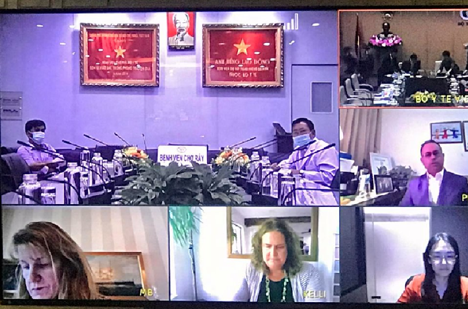 us shares experience in treating covid 19 patients suffering from chronic renal failure with vietnam