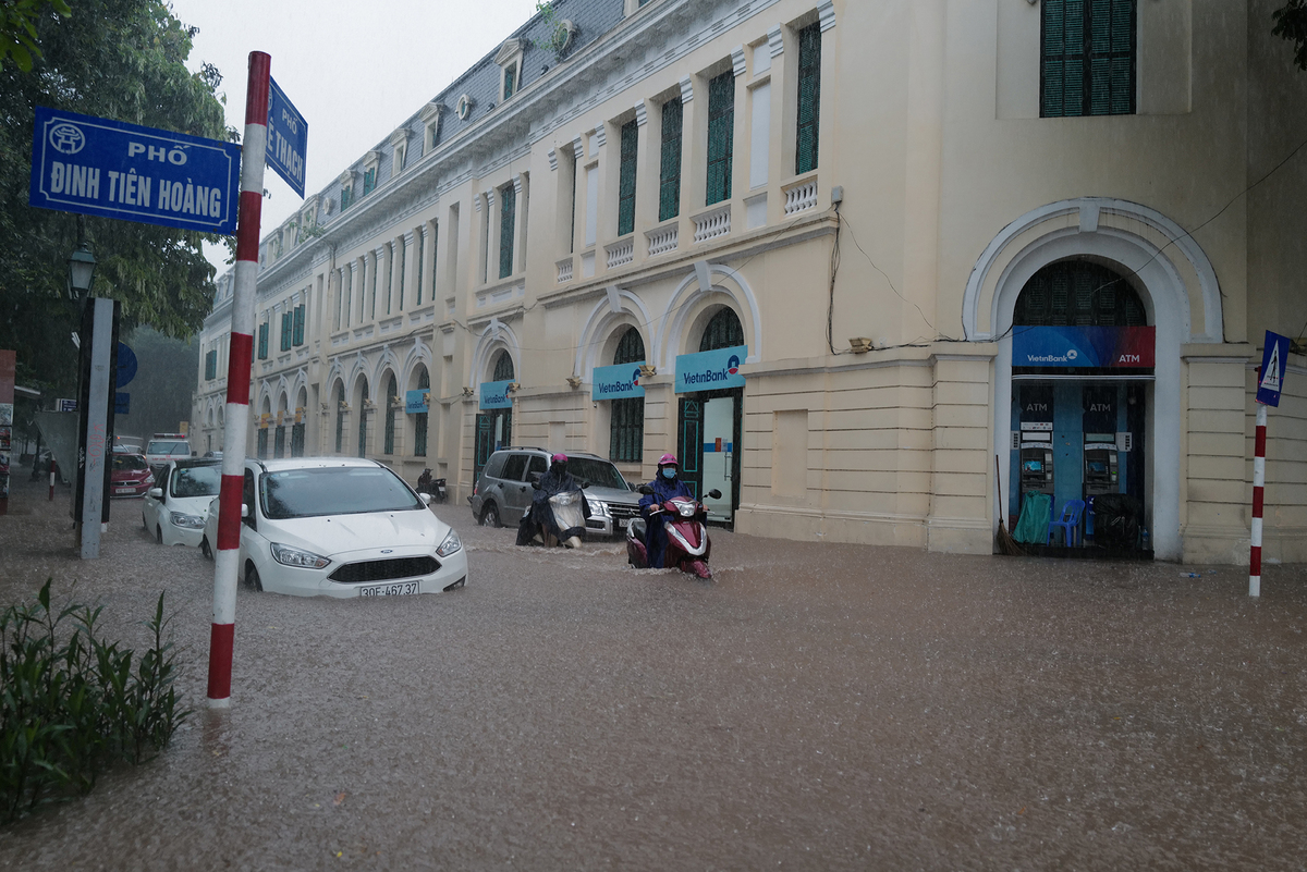 1657 rain 2