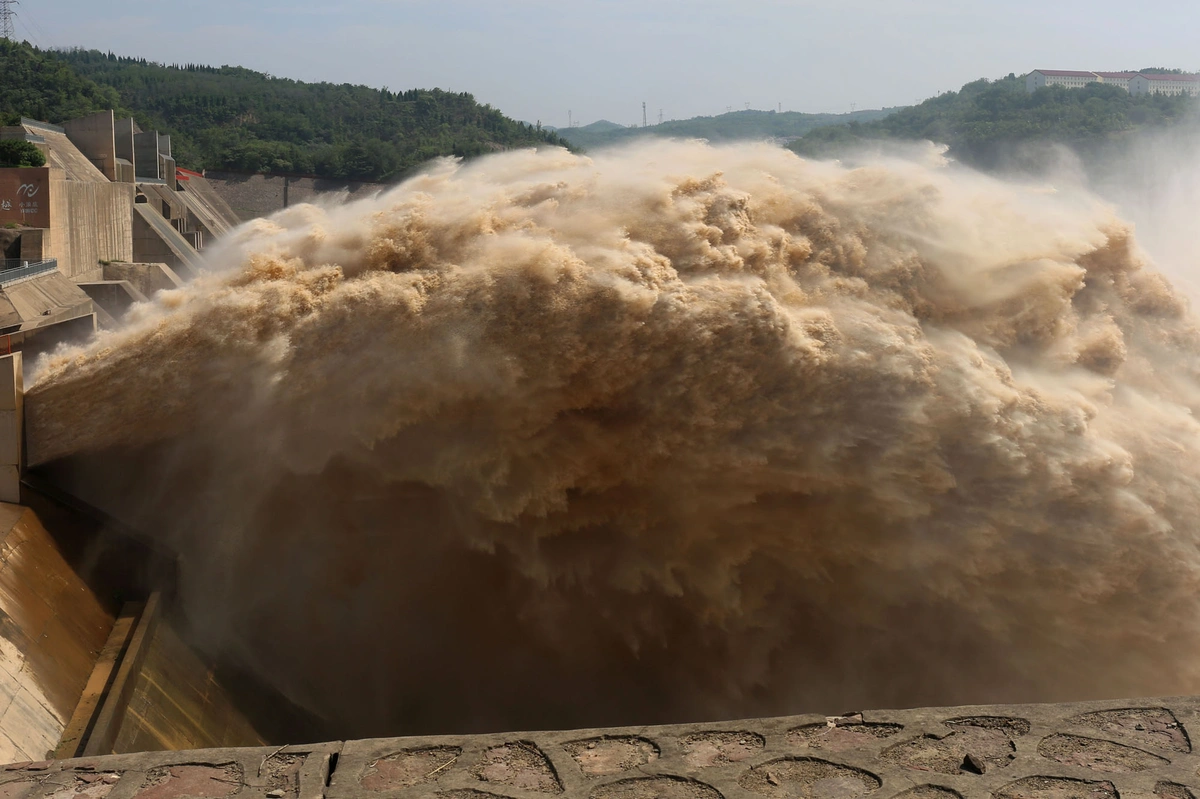 0853 dam 2