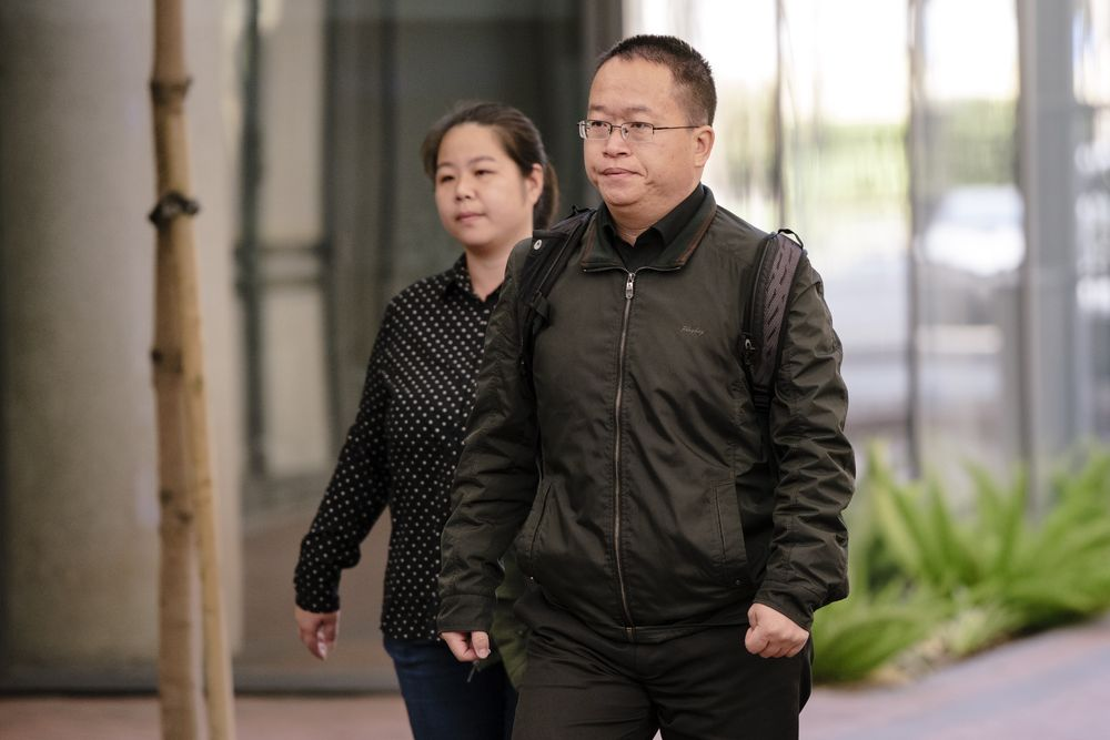 US sentences Chinese professor to18 months in prison for theft, espionage