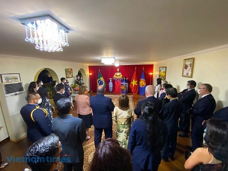 Ambassador Pham Thi Kim Hoa speaks at the ceremony. Photo: Vietnam Times