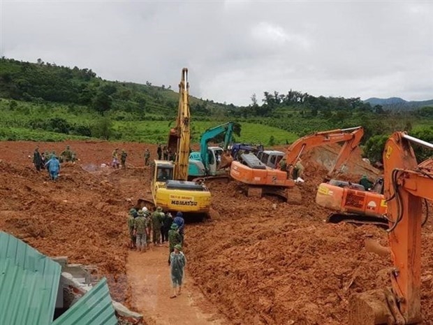 us diplomatic mission sends condolences over flood caused losses in central vietnam