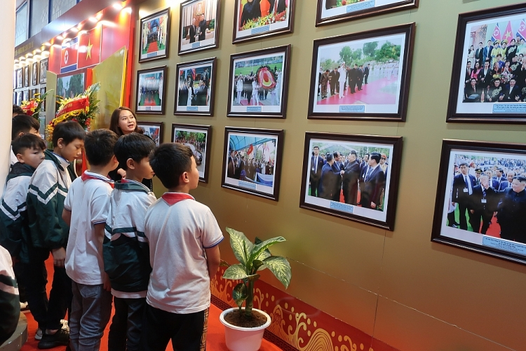 1003 exhibition 1