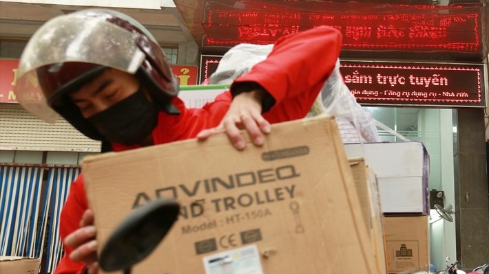 online sales rise rapidly during covid 19 season