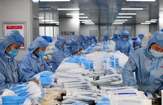 vietnam pm allows the export of medical masks