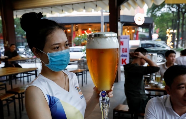 coronavirus live update vietnam goes 9 days running without fresh infection