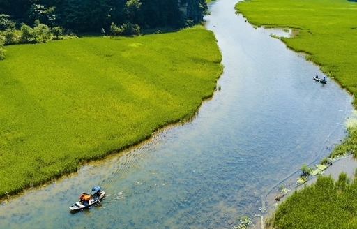 breathtaking and peaceful beauty of tam coc