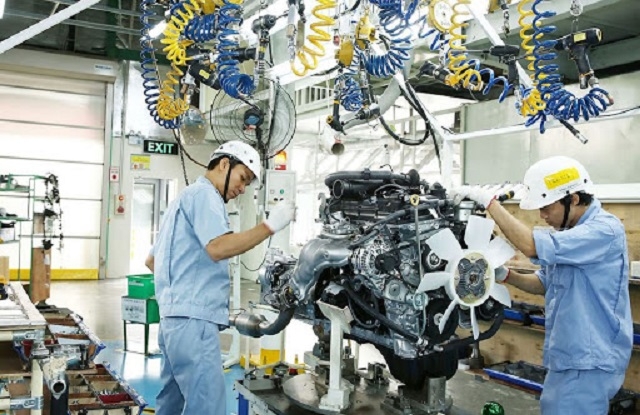 bloomberg vietnamese economy unexpectedly expands despite covid 19