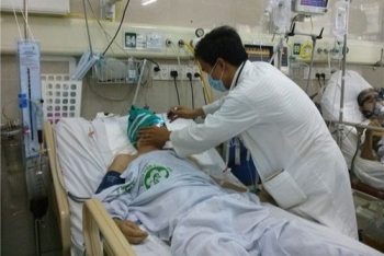 new policy in vietnam reduce 30 of health service fees until the end of 2020
